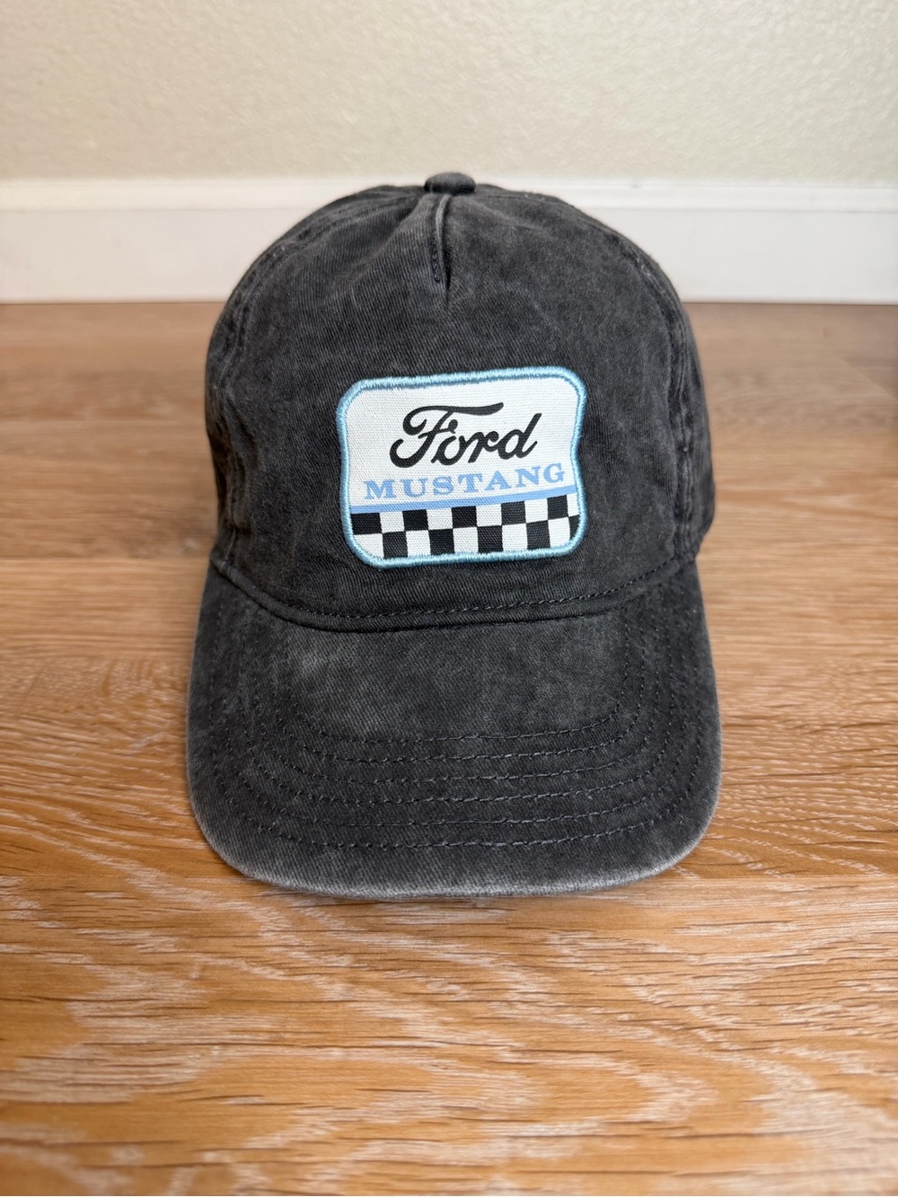 NWOT Ford Mustang Embroidered Black Vintage-Washed Snapback Cap Hat, OS